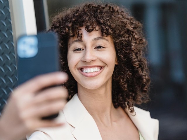 Diferencias y tipos de carillas dentales, ¿cuáles escoger?