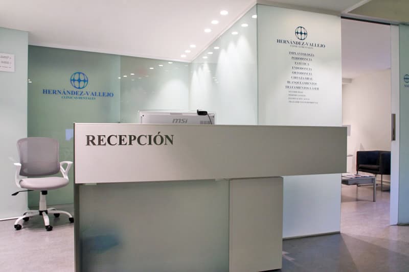 Contacto de Clínicas Dentales Francisco Hernández Vallejo